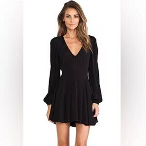 Lovers and Friends Regular Size XS V neck Long Sle